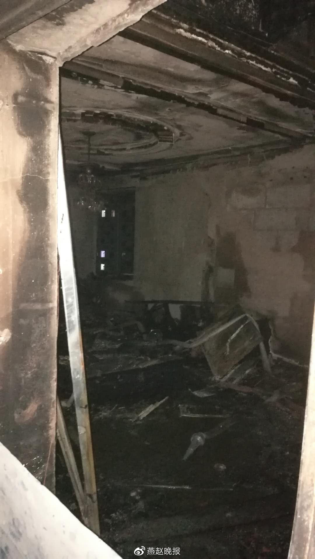 情況通報(bào)！邯鄲市一小區(qū)疑似天然氣燃爆，造成2人受傷